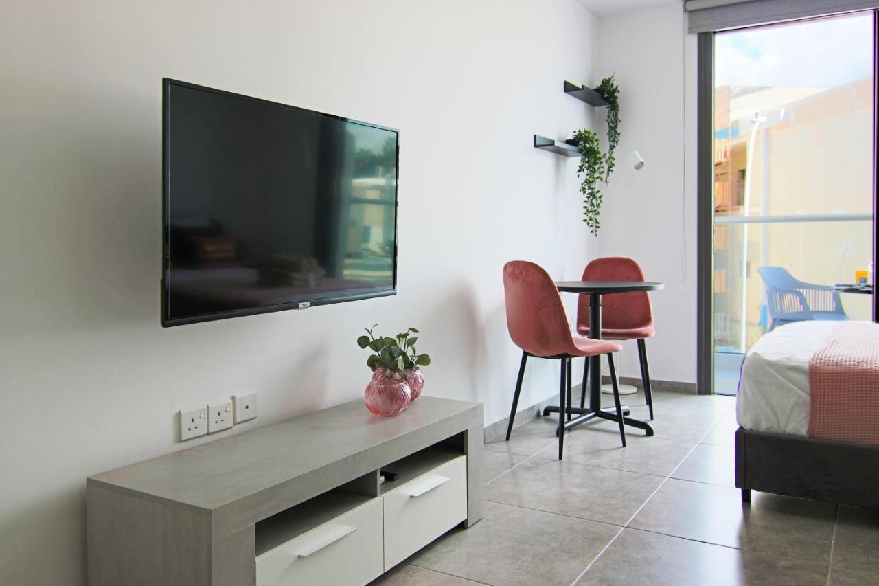 Phaedrus Living: Seaside Luxury Flat Athina 115 Apartment Paphos Ngoại thất bức ảnh