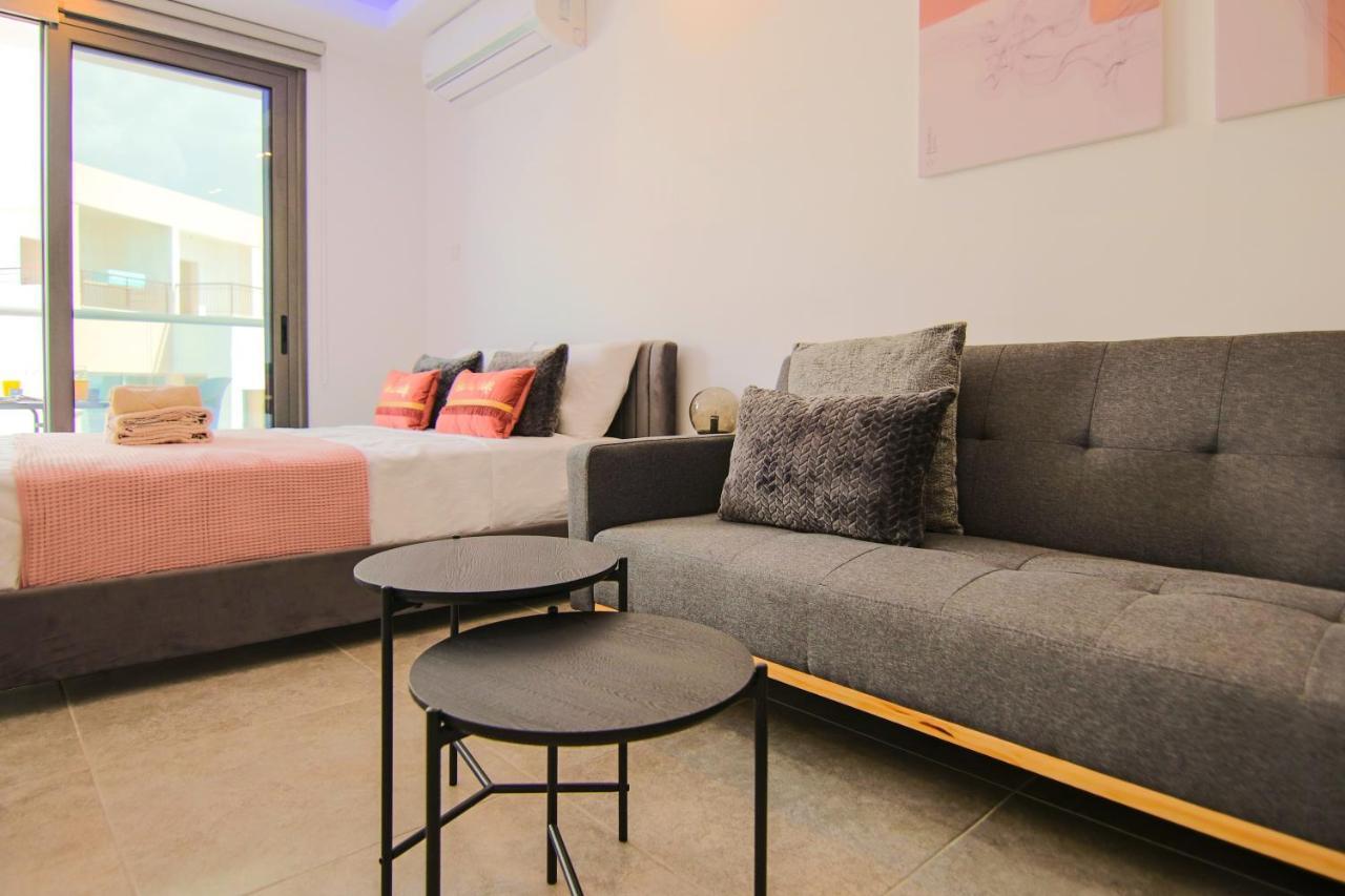 Phaedrus Living: Seaside Luxury Flat Athina 115 Apartment Paphos Ngoại thất bức ảnh